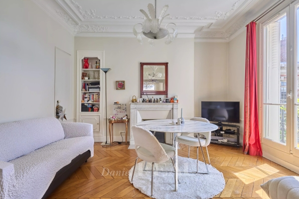 Appartement de luxe à vendre à Paris 10ème, 935 000 €, Photo 5