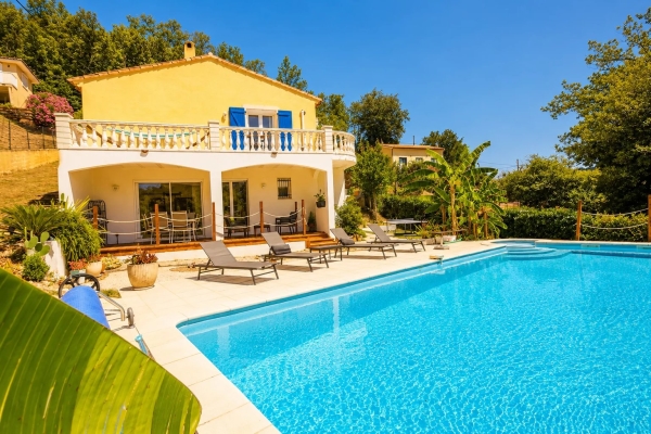 Maison de luxe à vendre à Les Adrets de l'Esterel, 845 000 €, Photo 2