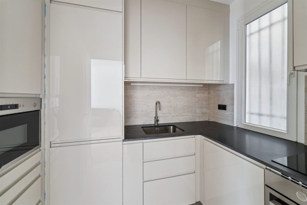 Appartement de luxe à vendre à Paris 18ème, 699 000 €, Photo 5