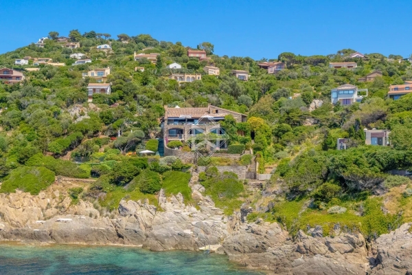 Maison de luxe à vendre à Les Salins d'Hyères, 4 300 000 €, Photo 1