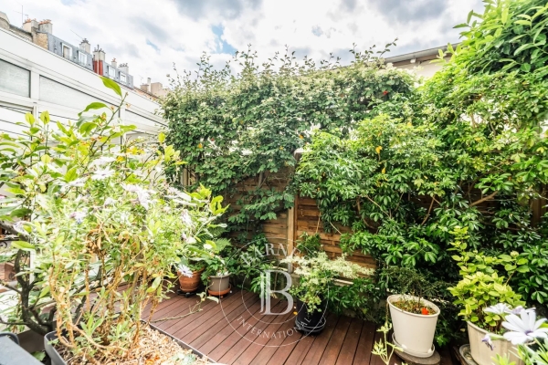 Luxury Apartment for sale in Boulogne-Billancourt, 813 000 €, Photo 2