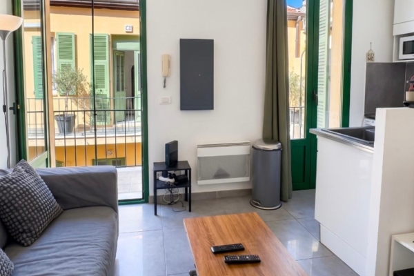 Luxury Apartment for sale in Nice, 160 000 €, Photo 2