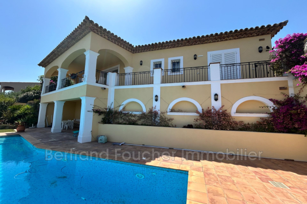 Maison de luxe à vendre à Cavalaire-sur-Mer, 1 995 000 €, Photo 1