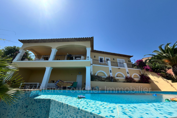 Maison de luxe à vendre à Cavalaire-sur-Mer, 1 995 000 €, Photo 2