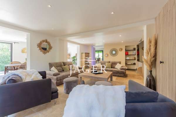 Maison de luxe à vendre à Les Issambres, 1 195 000 €, Photo 3
