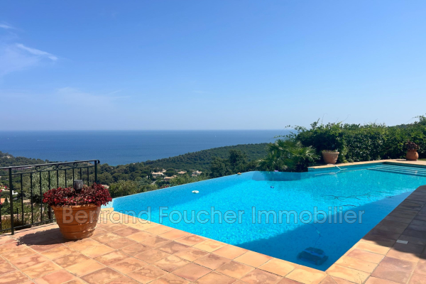 Maison de luxe à vendre à Cavalaire-sur-Mer, 1 995 000 €, Photo 5