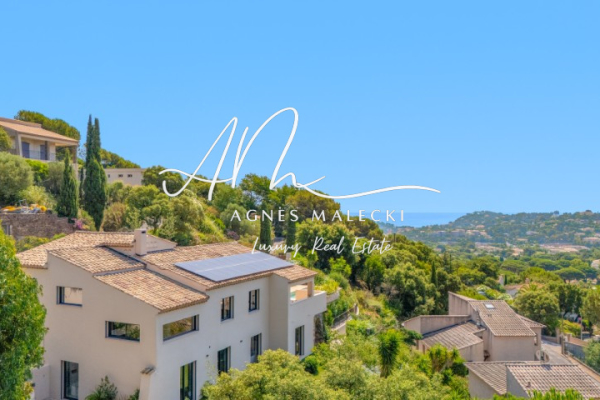 Luxury House for sale in Cavalaire-sur-Mer, 2 690 000 €, Photo 1