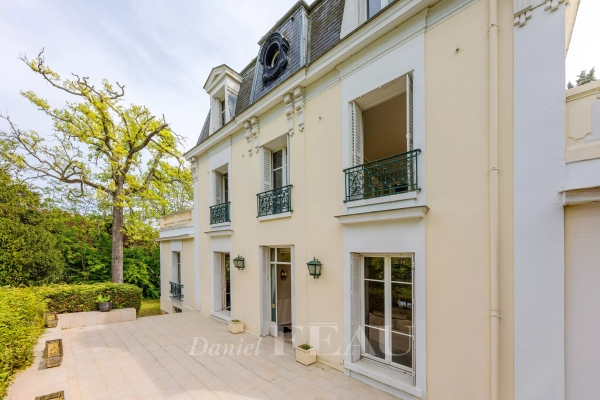 Maison de luxe à vendre à Le Vésinet, 1 890 000 €, Photo 1