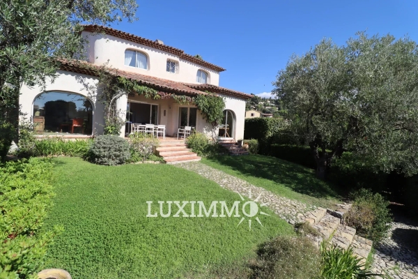Maison de luxe à louer à Mougins, 6 500 €, Photo 1