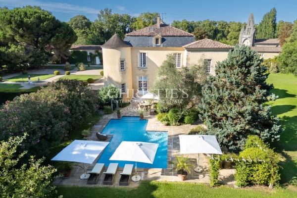 Luxury House for sale in Bordeaux, 1 650 000 €, Photo 1