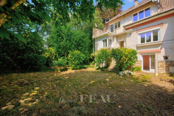 Maison de luxe à vendre à Saint-Cloud, 1 250 000 €, Photo 1