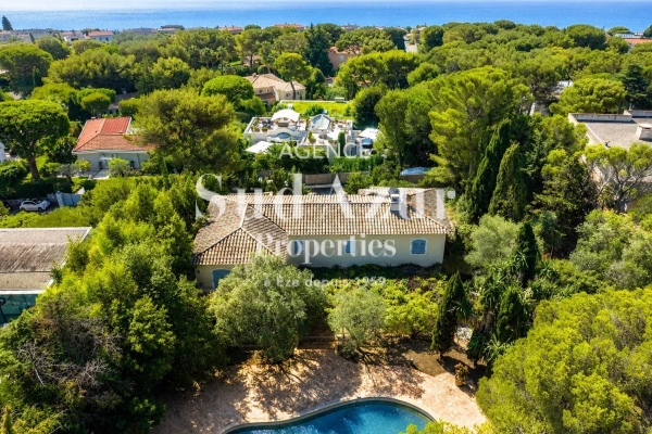 Luxury House for sale in Saint-Jean-Cap-Ferrat, 12 600 000 €, Photo 1