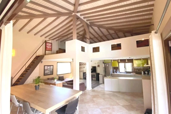 Luxury House for sale in La Roque-d'Anthéron, 629 000 €, Photo 3
