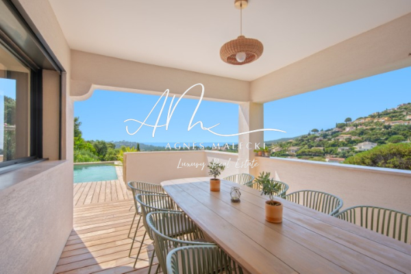 Maison de luxe à vendre à Cavalaire-sur-Mer, 2 690 000 €, Photo 4
