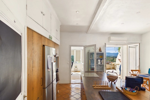 Luxury House for sale in Pourrières, 620 000 €, Photo 4