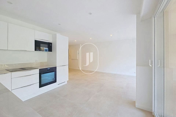 Appartement de luxe à vendre à Sainte-Maxime, 495 000 €, Photo 4