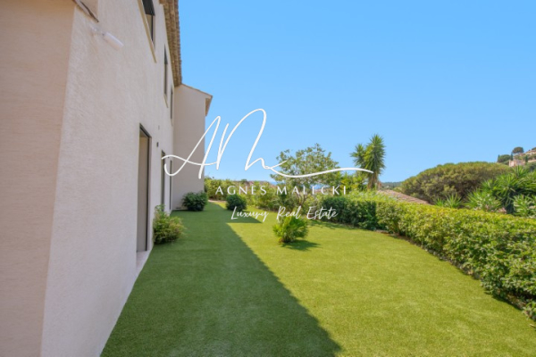Maison de luxe à vendre à Cavalaire-sur-Mer, 2 690 000 €, Photo 5