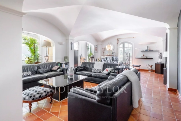 Maison de luxe à vendre à Roaix, 1 560 000 €, Photo 5