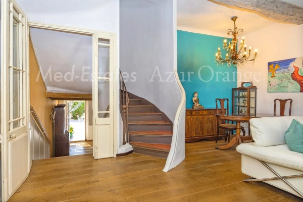 Luxury House for sale in Le Plan-de-La-Tour, 635 000 €, Photo 5