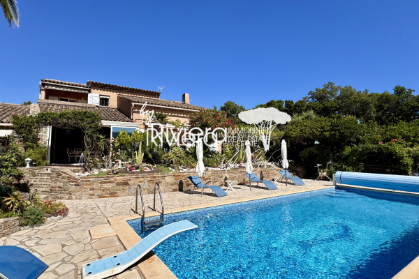 Maison de luxe à vendre à Cavalaire-sur-Mer, 1 490 000 €, Photo 6