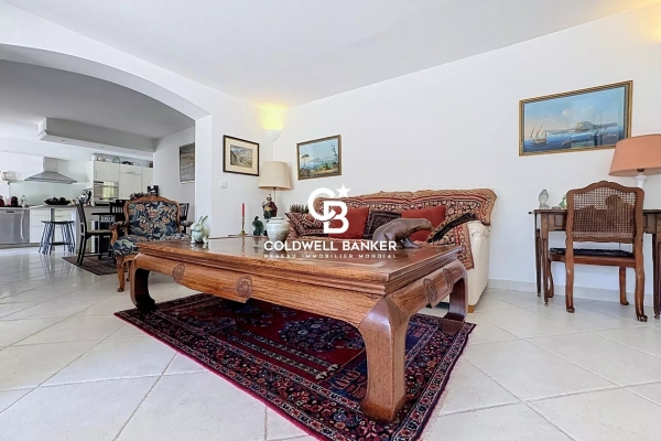 Maison de luxe à vendre à Saint-Raphaël, 988 000 €, Photo 6