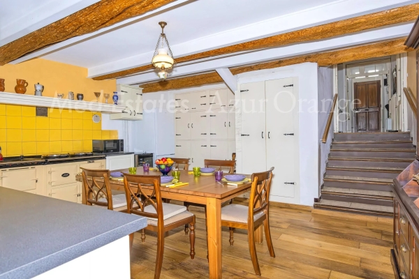 Luxury House for sale in Le Plan-de-La-Tour, 635 000 €, Photo 6