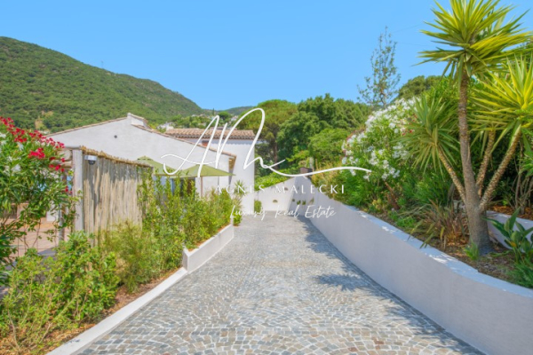 Maison de luxe à vendre à Cavalaire-sur-Mer, 2 690 000 €, Photo 7