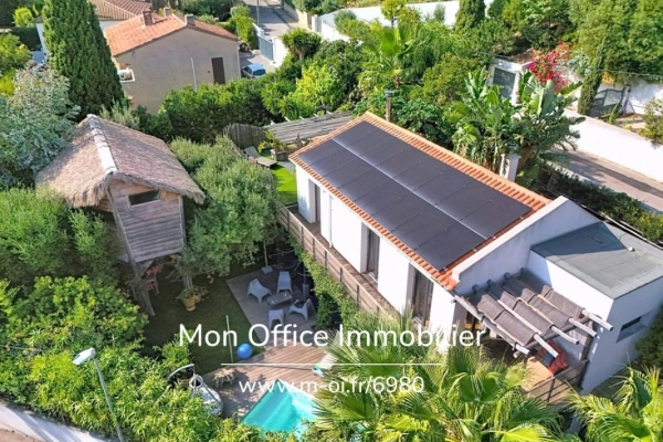 Maison de luxe à vendre à Cavalaire-sur-Mer, 1 099 000 €, Photo 1
