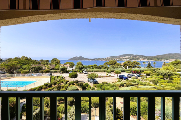 Appartement de luxe à vendre à Agay, 229 000 €, Photo 1