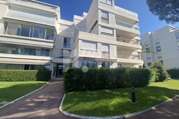 Appartement de luxe à vendre à Mandelieu-la-Napoule, 315 000 €, Photo 1
