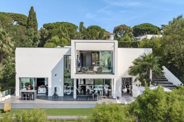 Luxury House for sale in La Roquette-sur-Siagne, 1 420 000 €, Photo 1