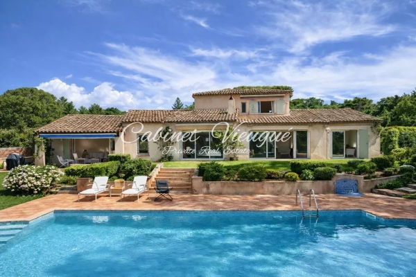 Luxury House for sale in Grimaud, 2 100 000 €, Photo 1