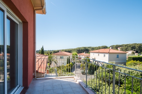 Appartement de luxe à vendre à Antibes, 503 500 €, Photo 2