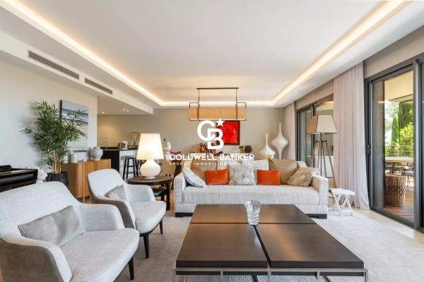 Appartement de luxe à vendre à Saint-Paul-de-Vence, 2 160 000 €, Photo 2