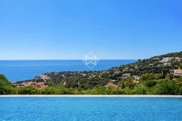 Luxury House for sale in Les Issambres, 2 690 000 €, Photo 4