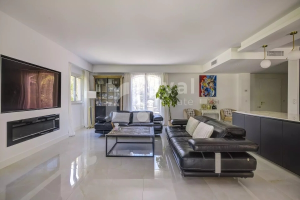 Luxury House for sale in Mougins, 1 300 000 €, Photo 7