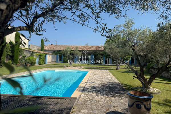 Maison de luxe à vendre à Saint-Rémy-de-Provence, 1 600 000 €, Photo 2