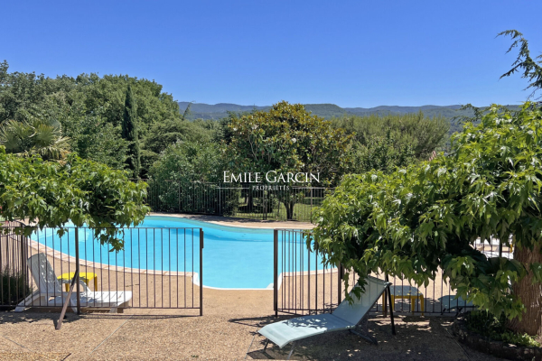 Maison de luxe à vendre à Gargas, 640 000 €, Photo 1