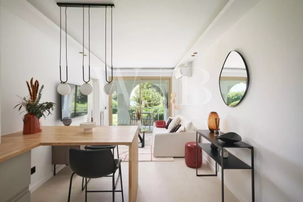 Luxury Apartment for sale in Cannes, 480 000 €, Photo 1