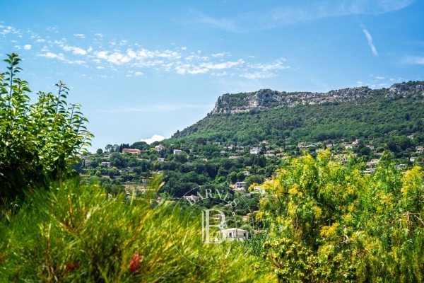 Luxury House for sale in Vence, 1 240 000 €, Photo 2