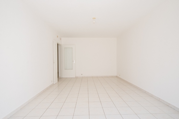 Appartement de luxe à vendre à Antibes, 650 000 €, Photo 3