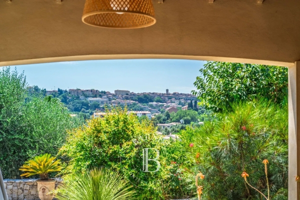 Luxury House for sale in Vence, 1 240 000 €, Photo 5