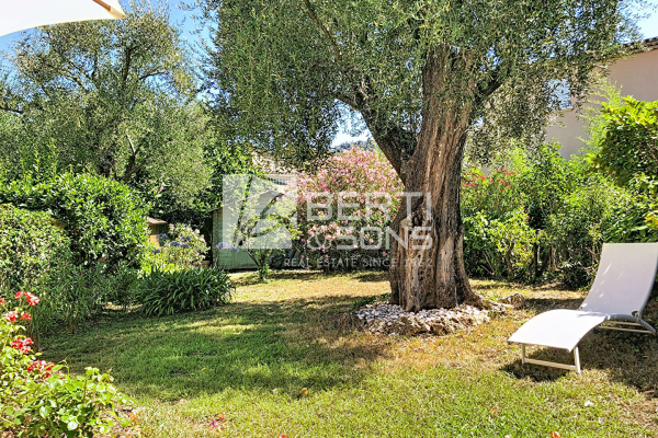 Maison de luxe à vendre à Mandelieu-la-Napoule, 598 000 €, Photo 1