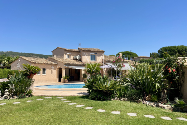 Luxury House for sale in Le Plan-de-La-Tour, 1 295 000 €, Photo 1