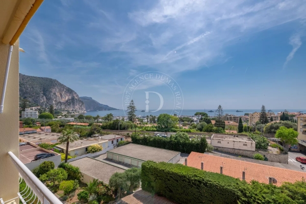 Luxury Apartment for sale in Beaulieu-sur-Mer, 890 000 €, Photo 1