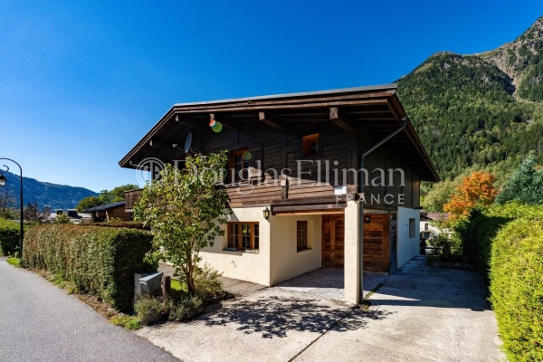 Maison de luxe à vendre à Chamonix-Mont-Blanc, 2 150 000 €, Photo 2