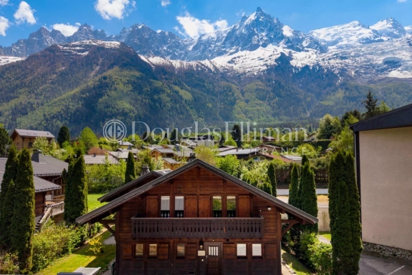 Maison de luxe à vendre à Chamonix-Mont-Blanc, 2 450 000 €, Photo 3