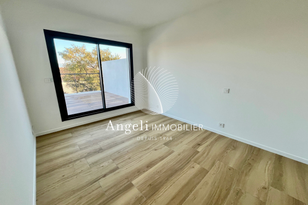 Maison de luxe à vendre à Saint-Aygulf, 995 000 €, Photo 4