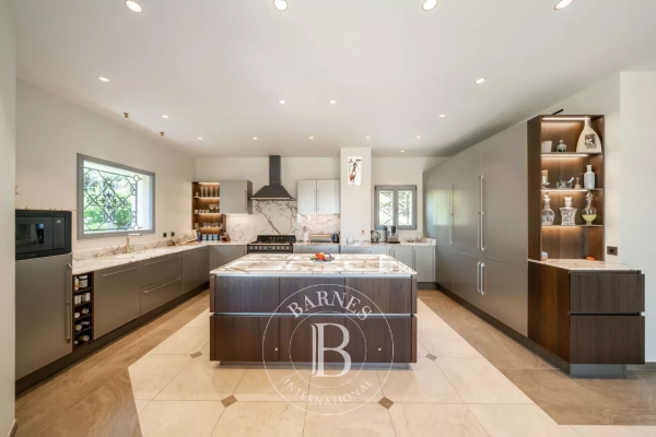 Maison de luxe à vendre à Antibes, 5 800 000 €, Photo 4