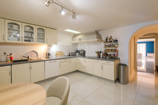 Appartement de luxe à vendre à Saint-Paul-de-Vence, 695 000 €, Photo 5